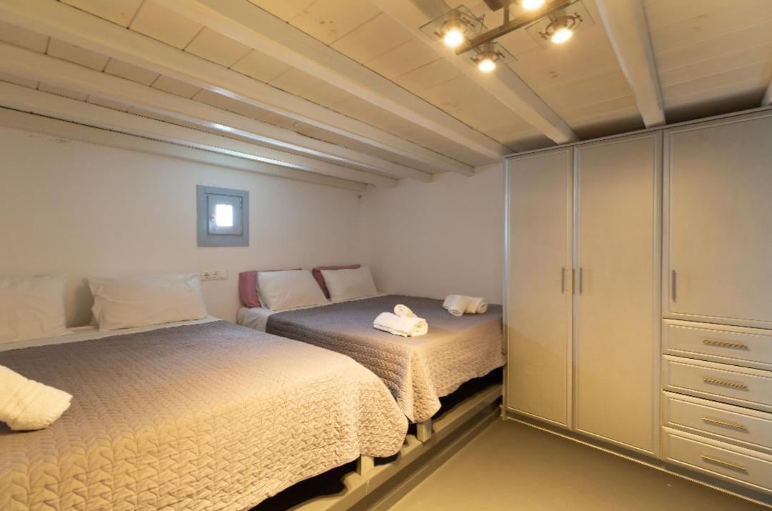 Blue Heart Mykonos Up To 10 People Location Mykonos Town